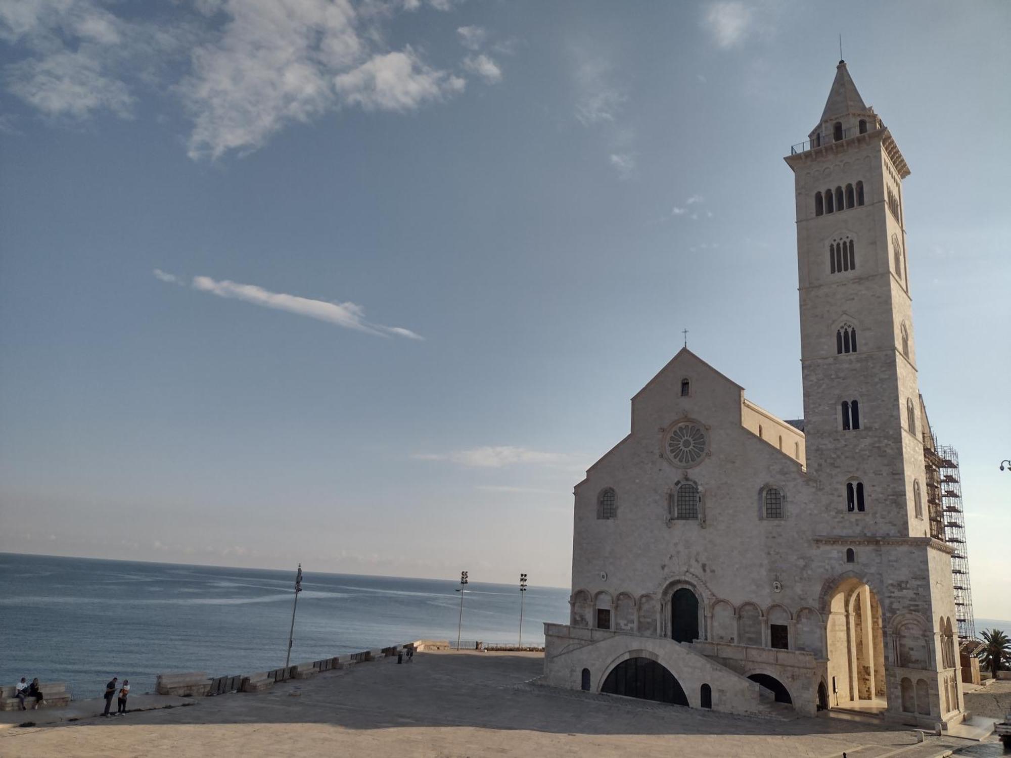 Apartamento Le Rondini Trani Exterior foto