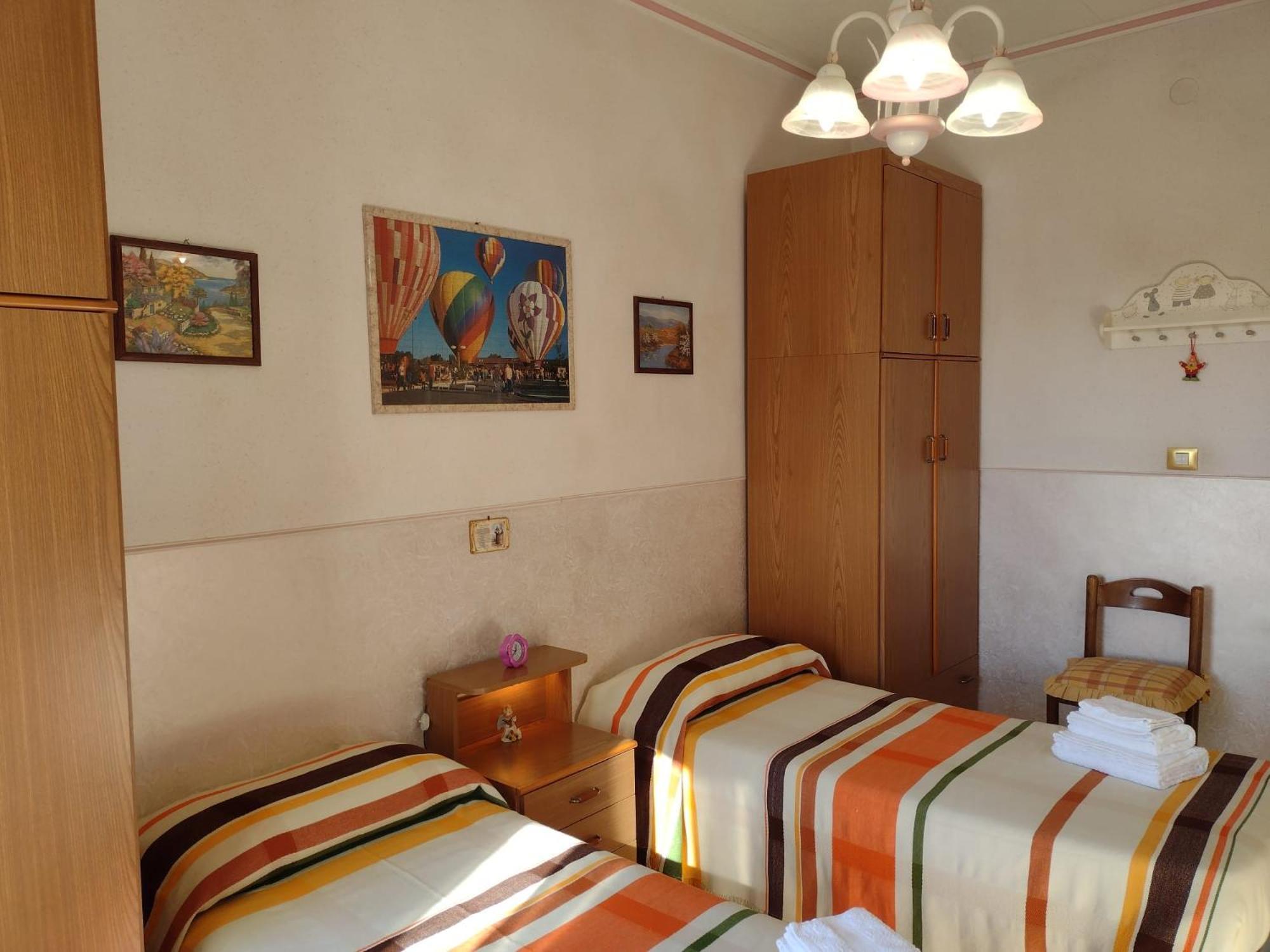 Apartamento Le Rondini Trani Exterior foto